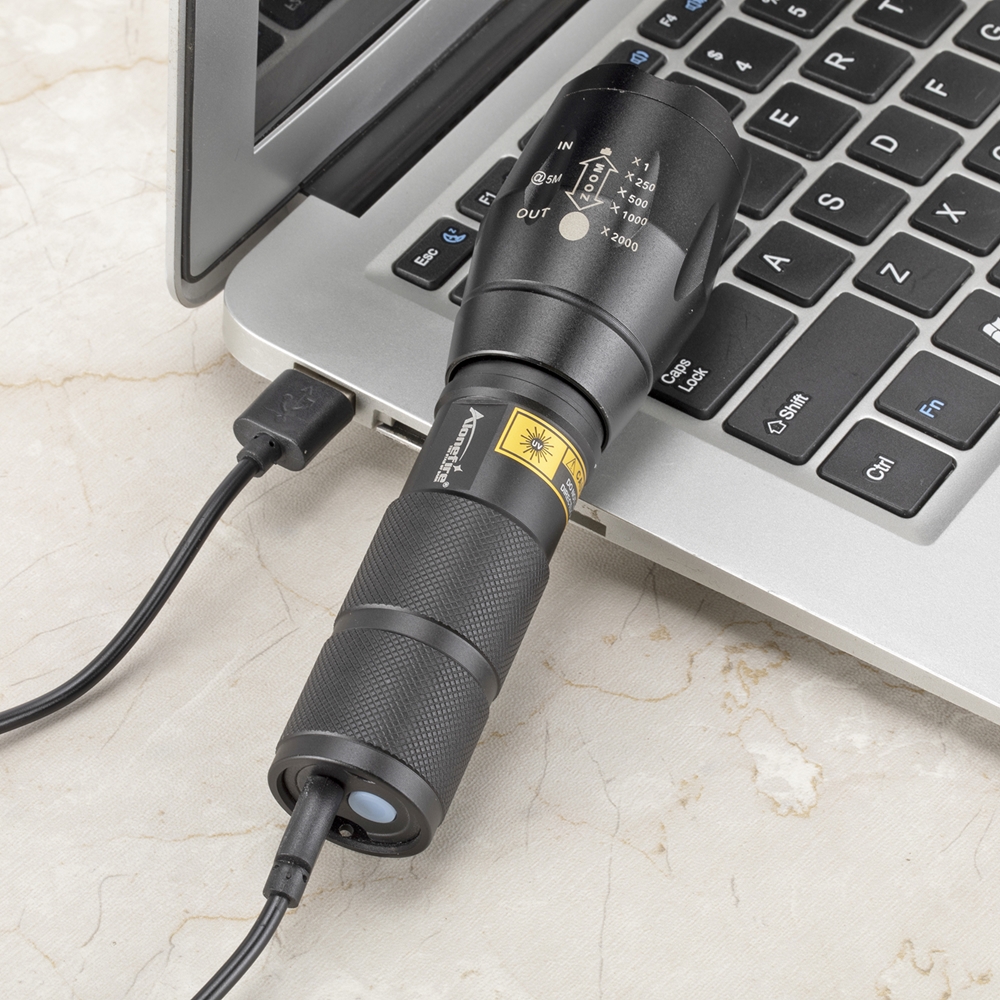 Telescopic Zoom Orange lamp LE - Outdoor Adventure Inc บทวิจารณ์และราคา